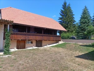 Hus med två sovrum med terrass Mihalić Selo