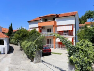 Lägenheter vid havet Trpanj