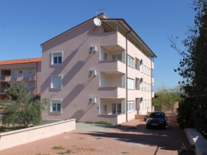 Lägenhet med två sovrum med terrass Kraj
