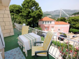 Rum med balkong och havsutsikt Dubrovnik (S-2142-b)