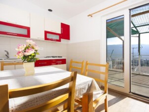 Lägenhet med ett sovrum med terrass och havsutsikt Grebaštica