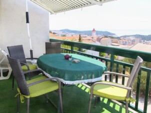 Lägenhet med två sovrum med terrass och havsutsikt Makarska (A-9129-c)